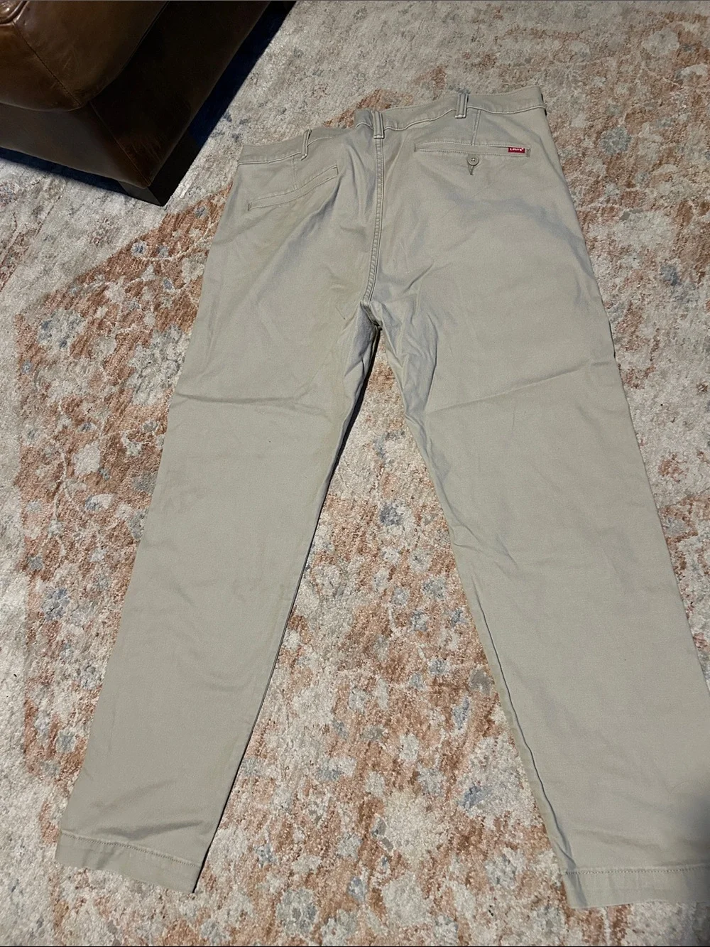 Men's Levi’s Classic Khaki Pants - Neutral Beige